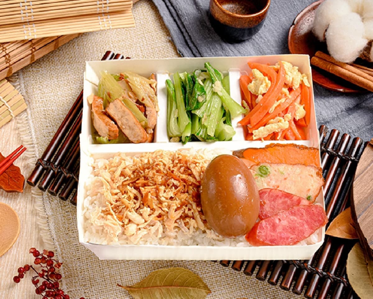 【獨家】滷肉飯界霸主!鬍鬚張X食尚聯名套餐現省65元,一次吃雙便當+甜點 【獨家】滷肉飯界霸主!鬍鬚張X食尚聯名套餐現省65元,一次吃雙便當+甜點