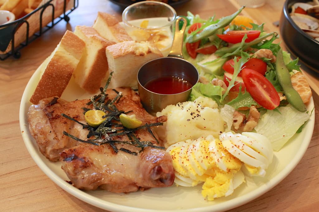 嘉義早午餐精選特色11間!日式老宅飯糰拼盤、嘉義限定「叉里包」 嘉義早午餐:木木禾子早午餐