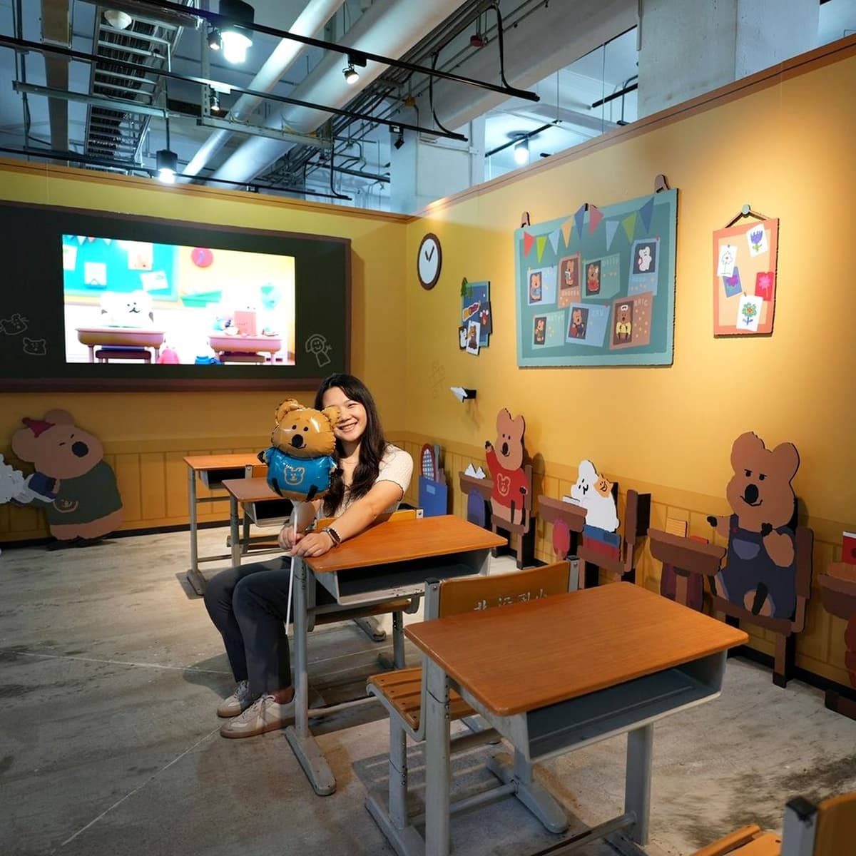 「DinoTaeng矮袋鼠快閃店」登台了!巨大巴士、拍貼機Q爆,時間+地點手刀衝 「DinoTaeng矮袋鼠快閃店」登台了!巨大巴士、拍貼機Q爆,時間+地點手刀衝