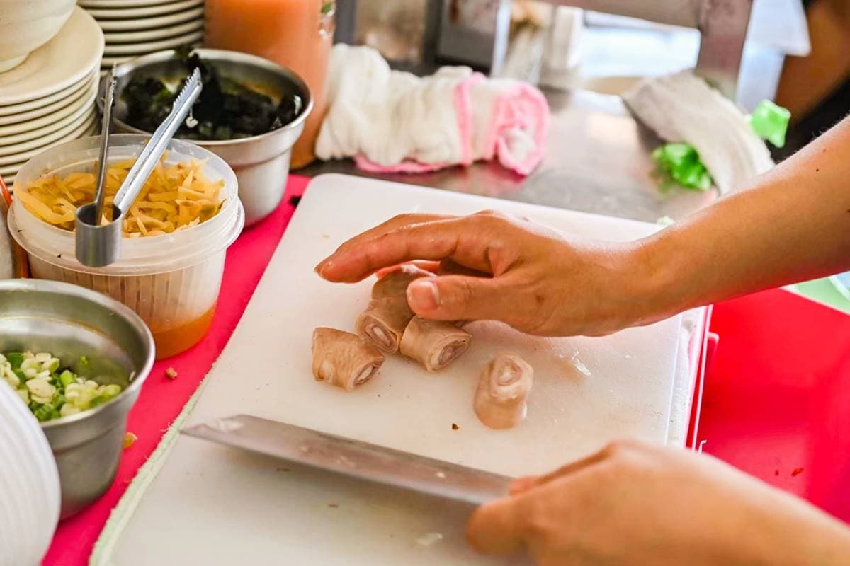 老饕才知道!豬腸厚到「有5層」嚼起來超有感,「五層豬腸湯」來晚就賣完 老饕才知道!豬腸厚到「有5層」嚼起來超有感,「五層豬腸湯」來晚就賣完