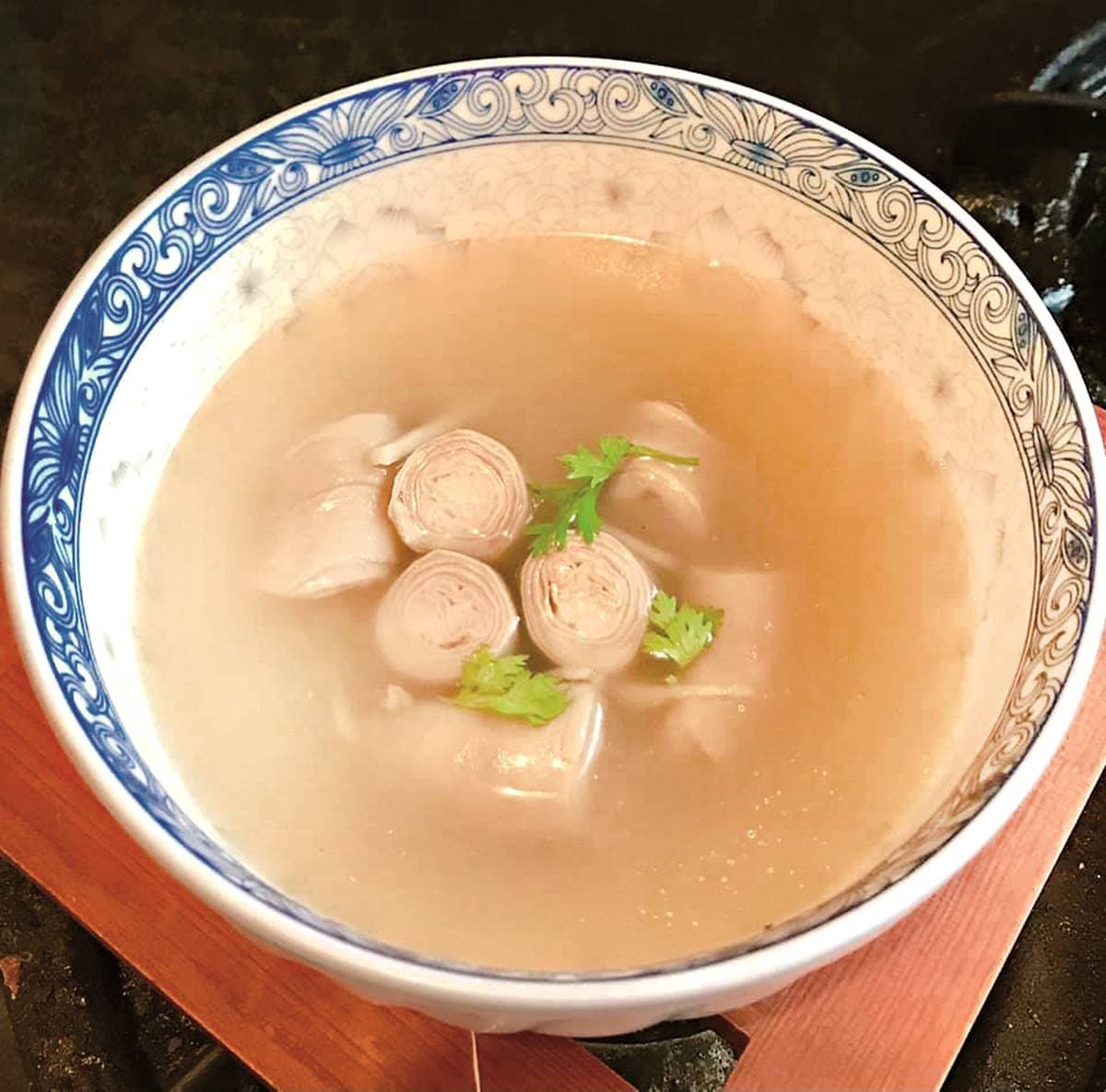 老饕才知道!豬腸厚到「有5層」嚼起來超有感,「五層豬腸湯」來晚就賣完 老饕才知道!豬腸厚到「有5層」嚼起來超有感,「五層豬腸湯」來晚就賣完