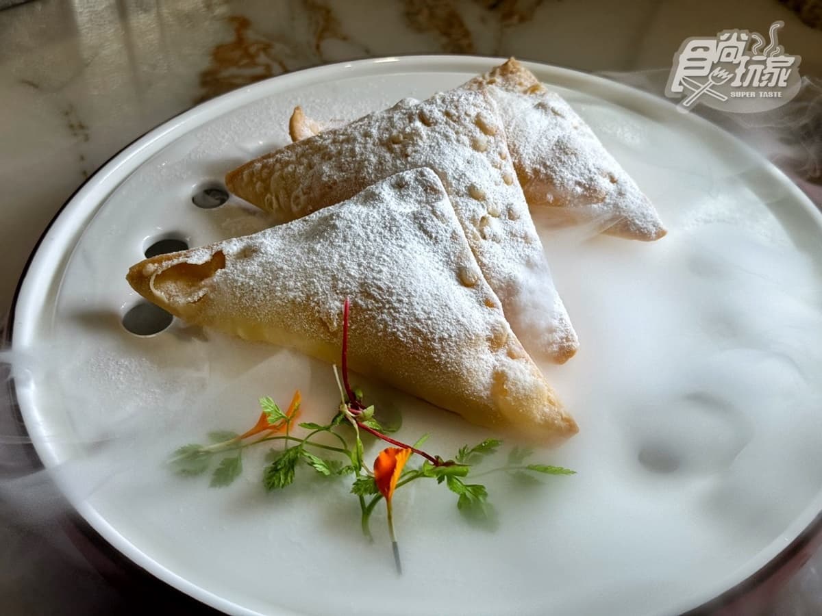 熱銷2.5萬隻烤鴨!開箱最新「上菜片皮鴨」,必嘗鴨夾饃、米其林同款甜點(中獎公布) 熱銷2.5萬隻烤鴨!開箱最新「上菜片皮鴨」,必嘗鴨夾饃、米其林同款甜點(中獎公布)