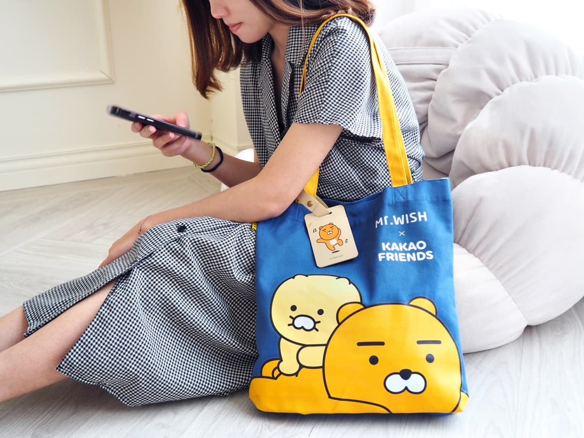 【獨家】萊恩、桃子手搖飲料罐!Mr.Wish送「Kakao Friends保冷袋」,千個免費領 【獨家】萊恩、桃子手搖飲料罐!Mr.Wish送「Kakao Friends保冷袋」,千個免費領