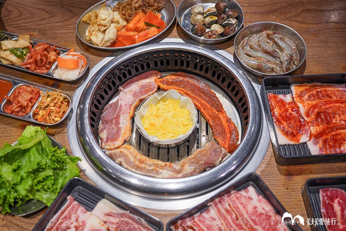 台北車站竟藏「燒肉吃到飽」!479元起韓式料理無限吃,必嘗道地醬烤豬五花 台北車站竟藏「燒肉吃到飽」!479元起韓式料理無限吃,必嘗道地醬烤豬五花