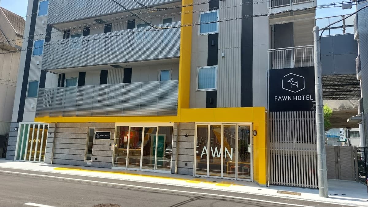 800元爽住大阪新飯店!鄰近通天閣還有免費零食,加映長頸鹿陪早餐豪華露營 800元爽住大阪新飯店!鄰近通天閣還有免費零食,加映長頸鹿陪早餐豪華露營