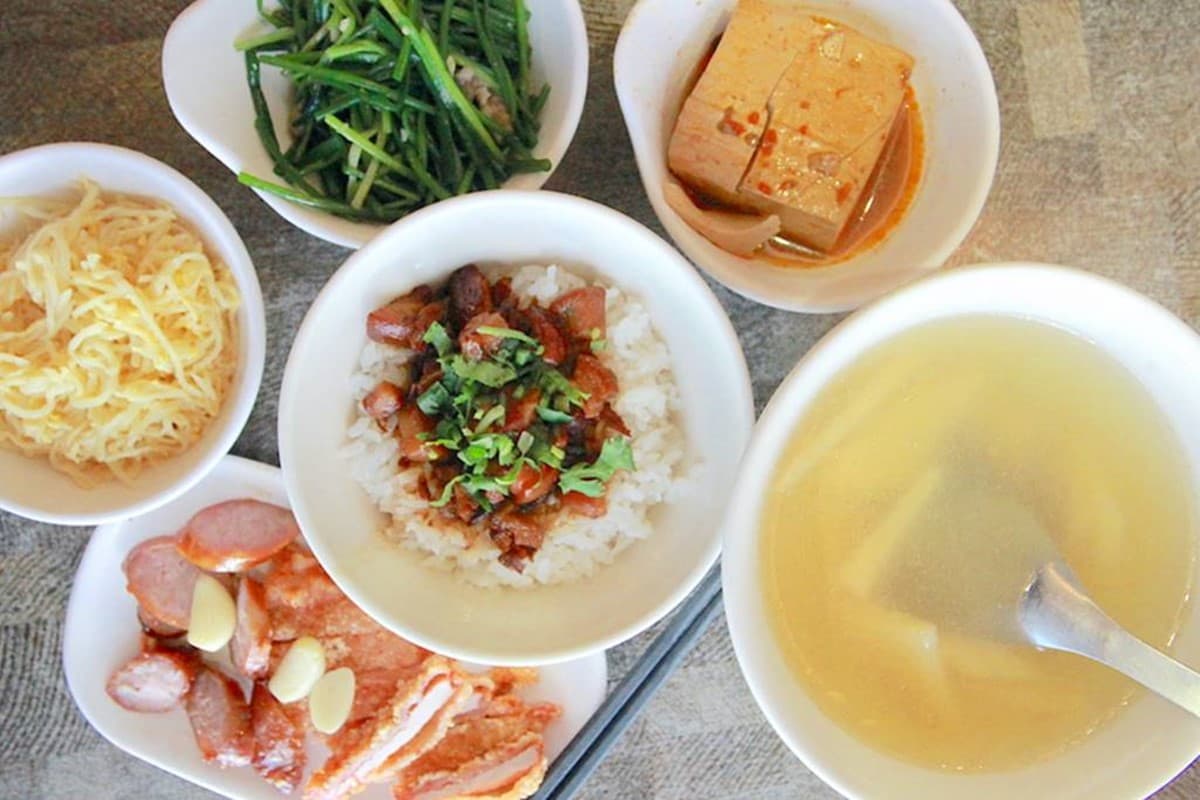 蟬聯3年依然勇!台南必比登美食不敗19家:鹹粥天花板、最強牛肉湯早餐 蟬聯3年依然勇!台南必比登美食不敗19家:鹹粥天花板、最強牛肉湯早餐