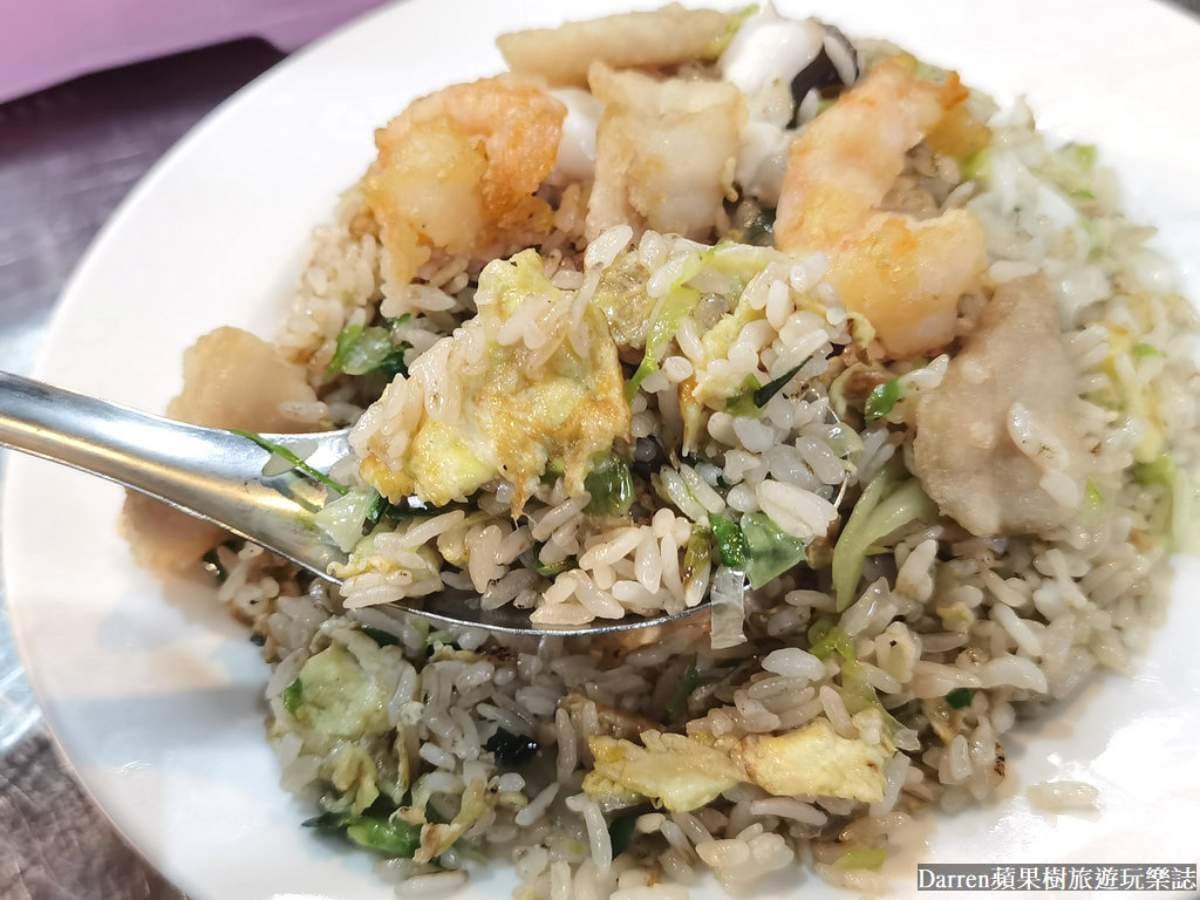 台北市場唯一「正宗廣式快炒」!30種炒飯、燴飯任選,名導吳念真、藝人都愛 台北市場唯一「正宗廣式快炒」!30種炒飯、燴飯任選,名導吳念真、藝人都愛