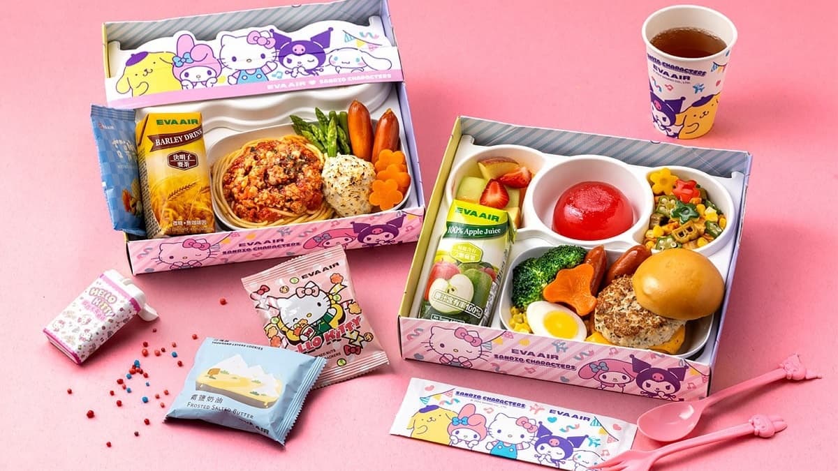 Hello Kitty彩繪機來了!長榮三麗鷗新機登場,撲克牌、登機證超欠收藏 Hello Kitty彩繪機來了!長榮三麗鷗新機登場,撲克牌、登機證超欠收藏