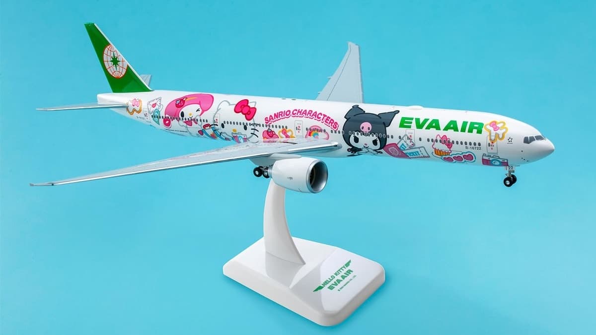 Hello Kitty彩繪機來了!長榮三麗鷗新機登場,撲克牌、登機證超欠收藏 Hello Kitty彩繪機來了!長榮三麗鷗新機登場,撲克牌、登機證超欠收藏