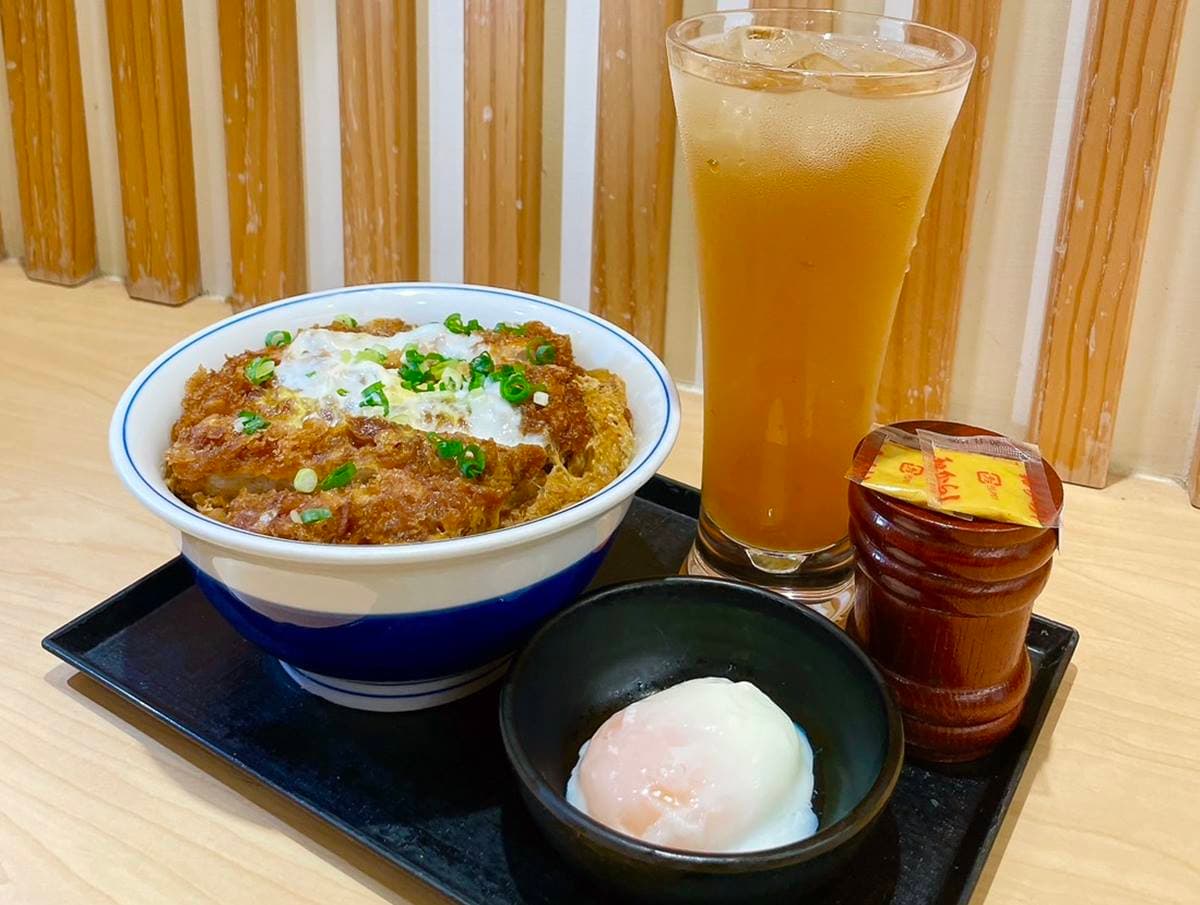 吉豚屋牛丼買一送一!加碼免費送腰內豬排+奶茶,快閃6天套餐只要49元 吉豚屋牛丼買一送一!加碼免費送腰內豬排+奶茶,快閃6天套餐只要49元
