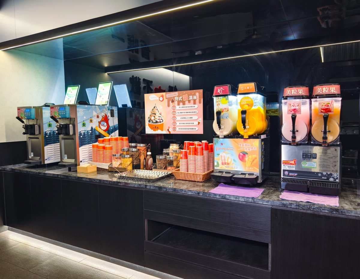 燒肉附自助吧吃到飽!499元起爽嗑6種肉拼盤,沙拉小菜、甜點飲料無限供應 燒肉附自助吧吃到飽!499元起爽嗑6種肉拼盤,沙拉小菜、甜點飲料無限供應