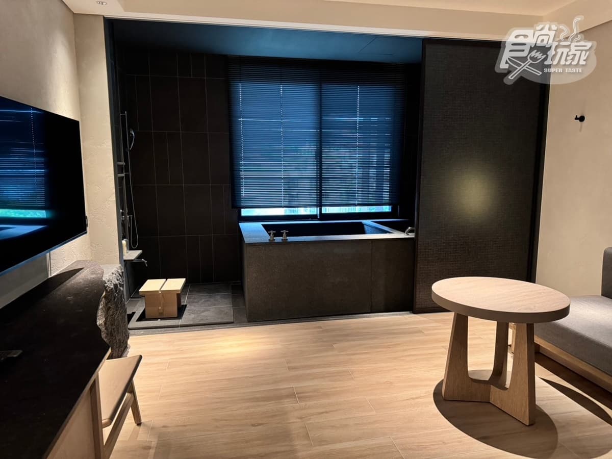 【新開店】北投晶泉丰旅開箱!房內就有雙浴池,嗑酒家菜「走暗門」極樂泡湯 【新開店】北投晶泉丰旅開箱!房內就有雙浴池,嗑酒家菜「走暗門」極樂泡湯