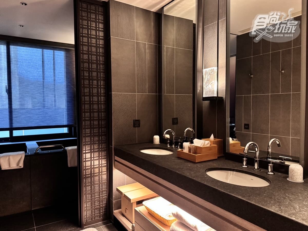 【新開店】北投晶泉丰旅開箱!房內就有雙浴池,嗑酒家菜「走暗門」極樂泡湯 【新開店】北投晶泉丰旅開箱!房內就有雙浴池,嗑酒家菜「走暗門」極樂泡湯