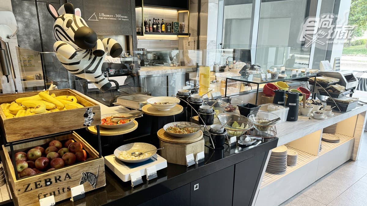 房內就有無敵天窗!打卡台中超夯「美術館旅店」,自助早餐吃到飽、新菜單登場(中獎公布) 房內就有無敵天窗!打卡台中超夯「美術館旅店」,自助早餐吃到飽、新菜單登場(中獎公布)