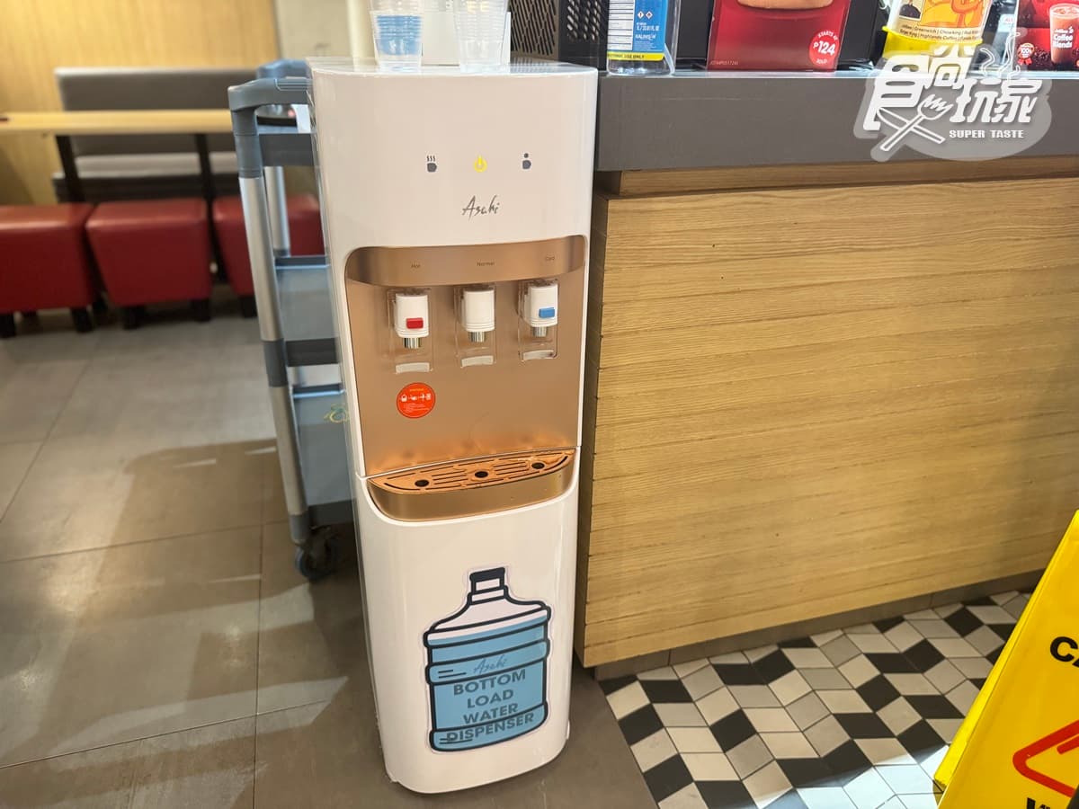 被譽為「菲律賓版麥當勞」!必嗑脆皮炸雞、水蜜桃芒果派,加碼搶巨無霸大薯 被譽為「菲律賓版麥當勞」!必嗑脆皮炸雞、水蜜桃芒果派,加碼搶巨無霸大薯
