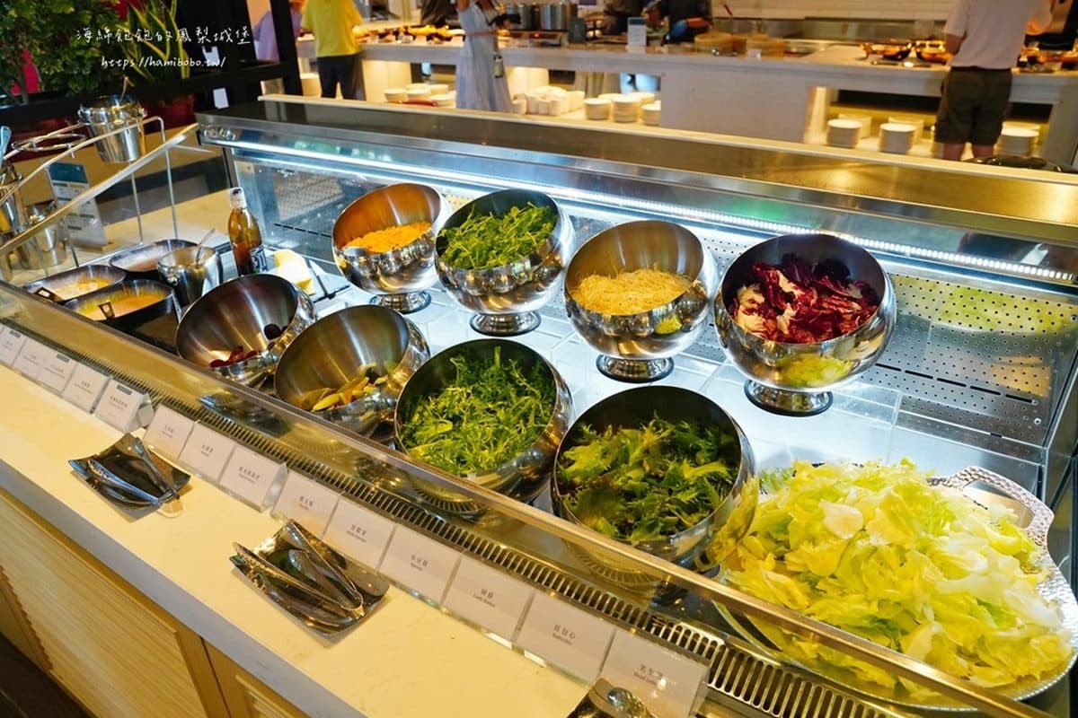 新莊最強牛排吃到飽!629元爽嗑40道異國料理,鮮蝦、港點、披薩無限夾 新莊最強牛排吃到飽!629元爽嗑40道異國料理,鮮蝦、港點、披薩無限夾