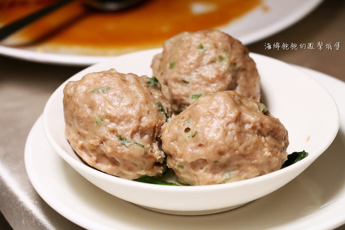 忠孝復興最強港點吃到飽!軟殼蟹、烤乳豬、流沙包超欠吃,年底前可多嗑半小時 忠孝復興最強港點吃到飽!軟殼蟹、烤乳豬、流沙包超欠吃,年底前可多嗑半小時
