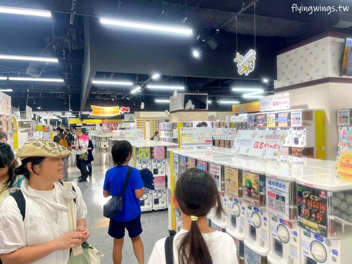 扭蛋迷快衝!2024東京7間扭蛋店推薦:金氏紀錄全球最大、七彩最美扭蛋機 扭蛋迷快衝!2024東京7間扭蛋店推薦:金氏紀錄全球最大、七彩最美扭蛋機