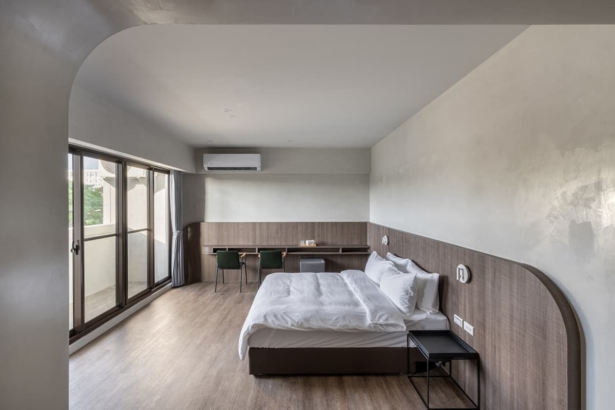 彰化最新「純白工業風」旅宿!自助入住免社交,房內還能賞八卦山大佛 彰化最新「純白工業風」旅宿!自助入住免社交,房內還能賞八卦山大佛
