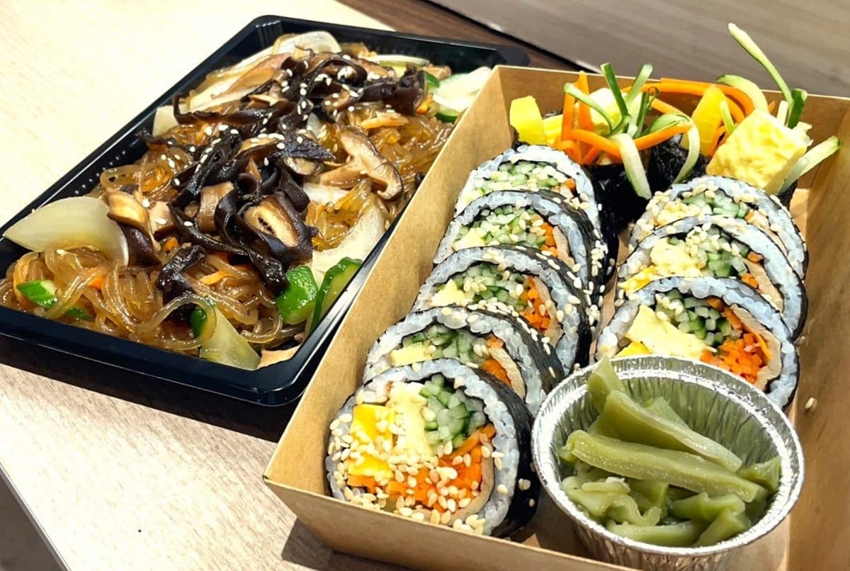 韓國美食展開跑!韓國街邊小吃、零食、伴手禮28攤,再搶買一送一優惠 韓國美食展開跑!韓國街邊小吃、零食、伴手禮28攤,再搶買一送一優惠