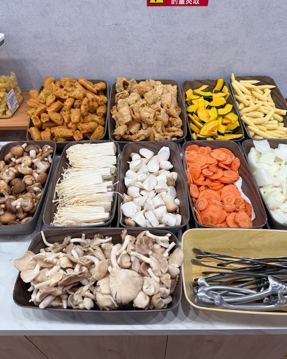 【新開店】249元起肉肉吃到飽!火鍋自助吧近百種食材無限吃,還有雪花冰DIY 【新開店】249元起肉肉吃到飽!火鍋自助吧近百種食材無限吃,還有雪花冰DIY