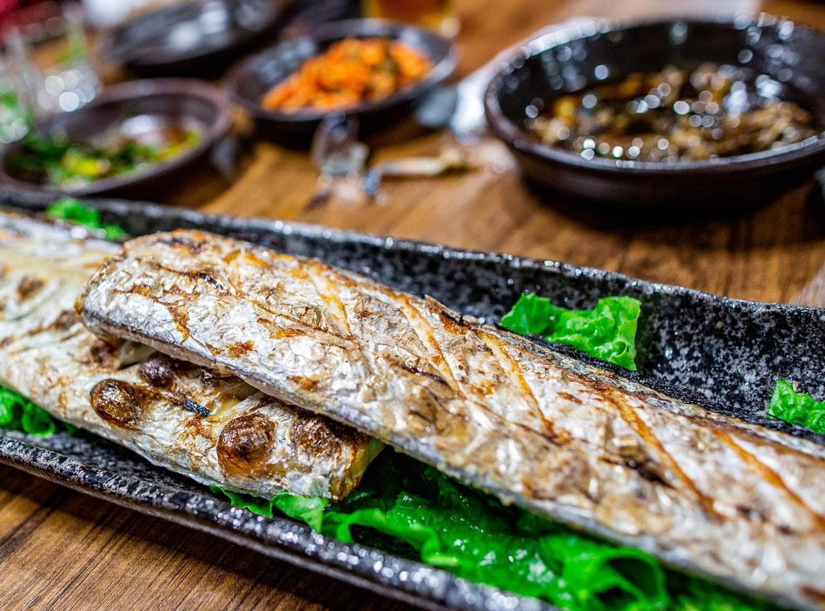 吃這些才夠道地!韓國濟州島必吃10大美食:烤黑豬肉、鮑魚料理 吃這些才夠道地!韓國濟州島必吃10大美食:烤黑豬肉、鮑魚料理