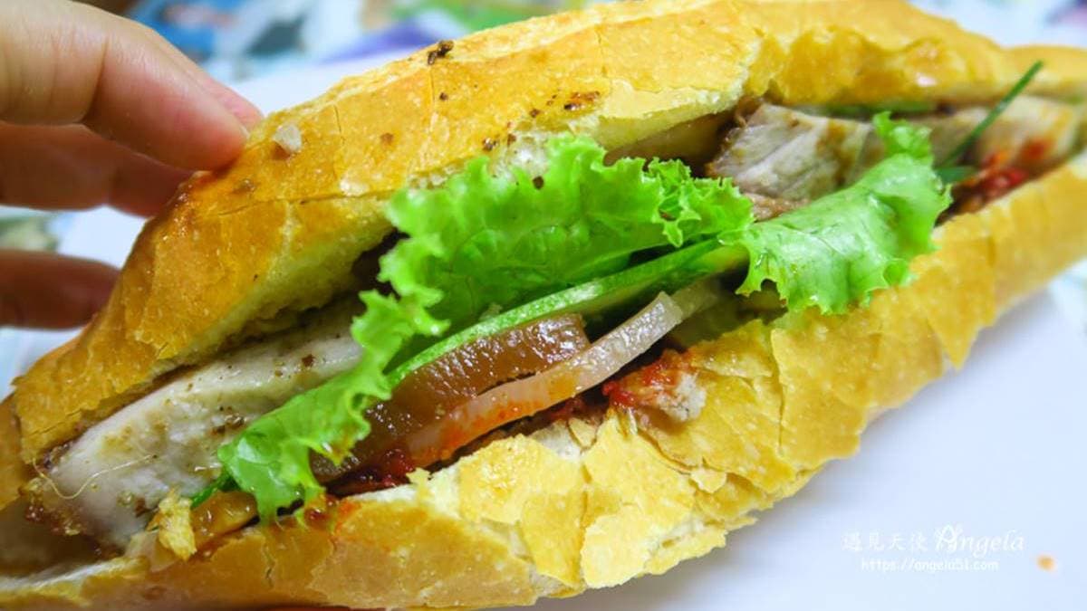 Bánh Mì Phượng