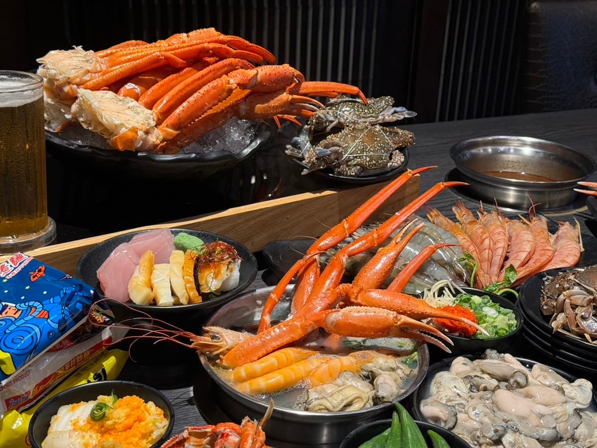 250元升級「松葉蟹吃到飽」!超過200款自助吧、海鮮肉品任吃,加碼推超狂甜點季 250元升級「松葉蟹吃到飽」!超過200款自助吧、海鮮肉品任吃,加碼推超狂甜點季