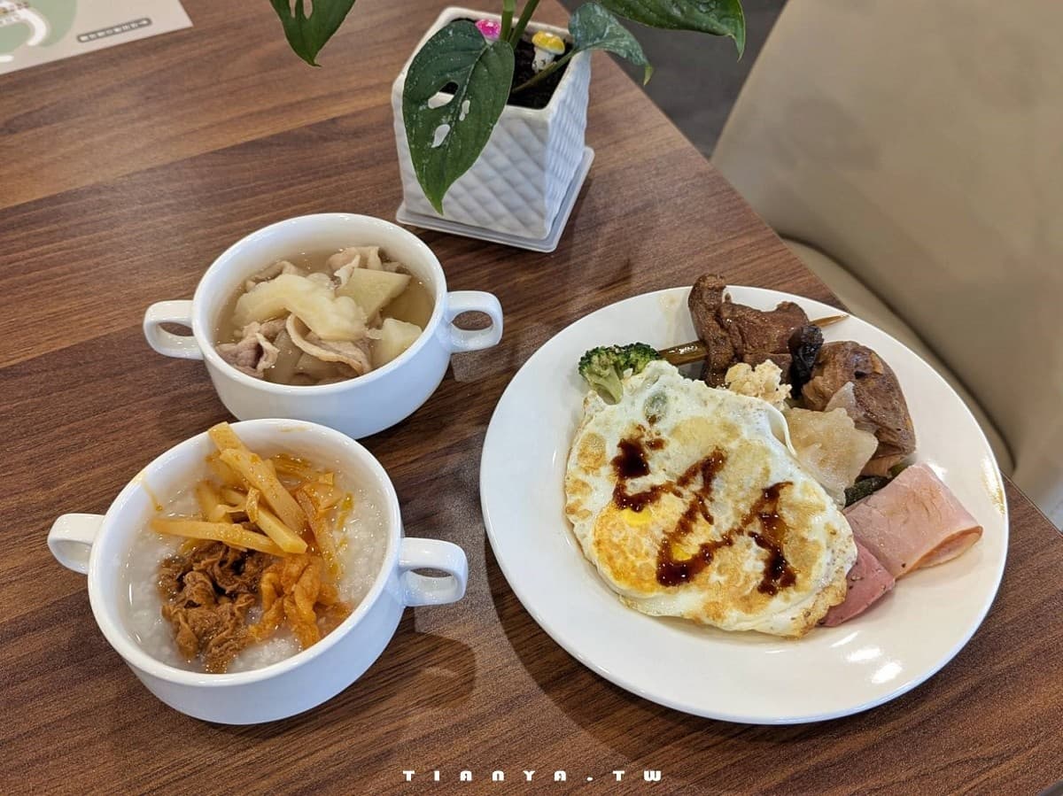 【新開店】彰化高鐵旁「環保親子飯店」!電動車、球池玩瘋,爽躺雙大床好放空 【新開店】彰化高鐵旁「環保親子飯店」!電動車、球池玩瘋,爽躺雙大床好放空
