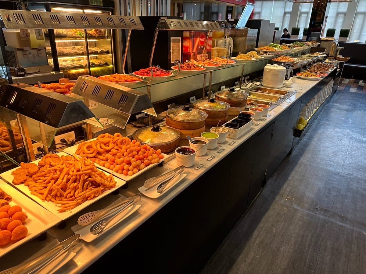 390元爽嗑牛排+自助吧!桃園高CP值吃到飽,熱炒、水果百種食材無限夾 390元爽嗑牛排+自助吧!桃園高CP值吃到飽,熱炒、水果百種食材無限夾