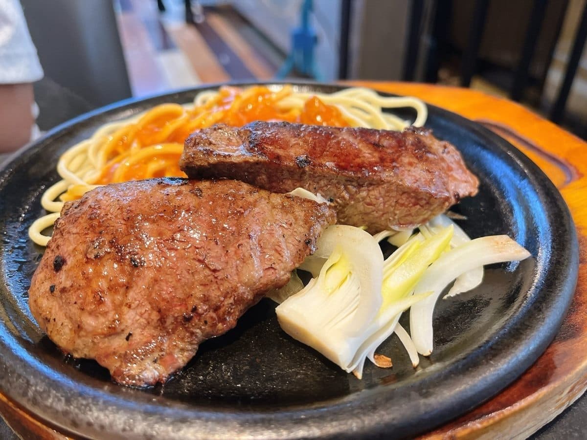 390元爽嗑牛排+自助吧!桃園高CP值吃到飽,熱炒、水果百種食材無限夾 390元爽嗑牛排+自助吧!桃園高CP值吃到飽,熱炒、水果百種食材無限夾
