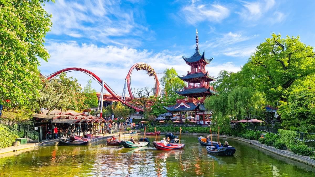 沒有它就沒有迪士尼!世界第二老遊樂園,必玩110歲木製「手動駕駛」雲霄飛車 沒有它就沒有迪士尼!世界第二老遊樂園,必玩110歲木製「手動駕駛」雲霄飛車