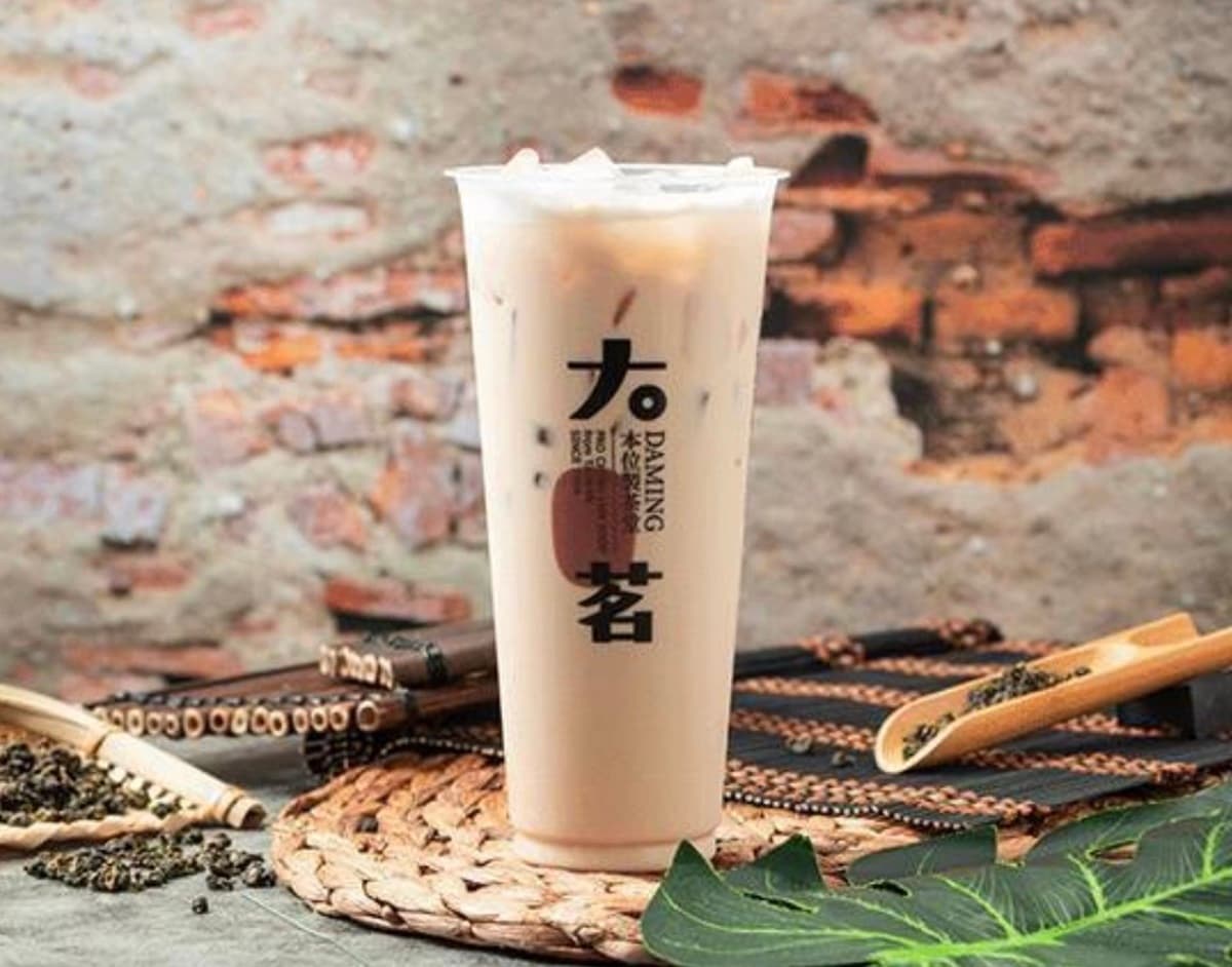 2026大茗本位製茶堂推薦!人氣必喝Top8、大茗菜單&最新價格一次看 【大茗菜單推薦必喝】06. 翡翠拿鐵