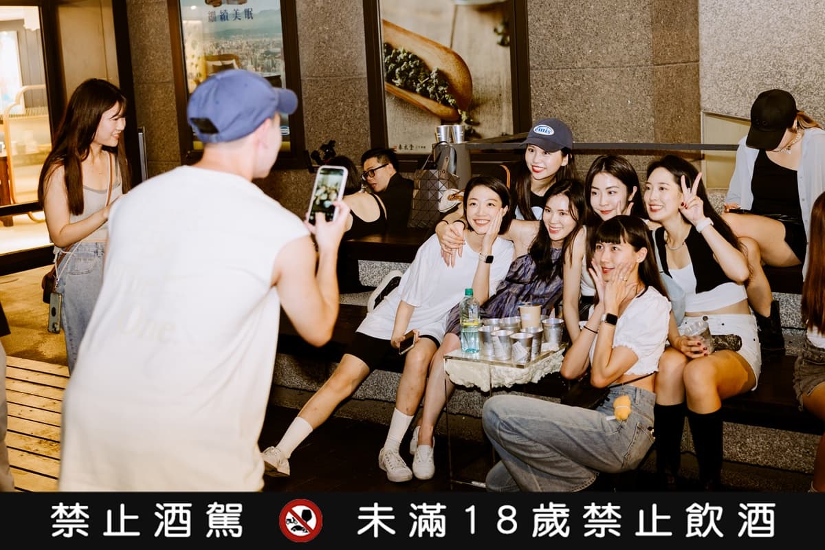 【新開店】市政府百貨地下「雨林系酒吧」!現點現調四季風味,酒精濃度任君挑 【新開店】市政府百貨地下「雨林系酒吧」!現點現調四季風味,酒精濃度任君挑