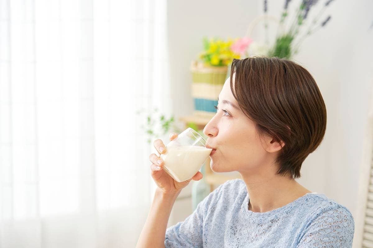日本醫生大推!「這飲品」被視為天然藥劑,女生多喝可讓皮膚「白亮美」 日本醫生大推!「這飲品」被視為天然藥劑,女生多喝可讓皮膚「白亮美」