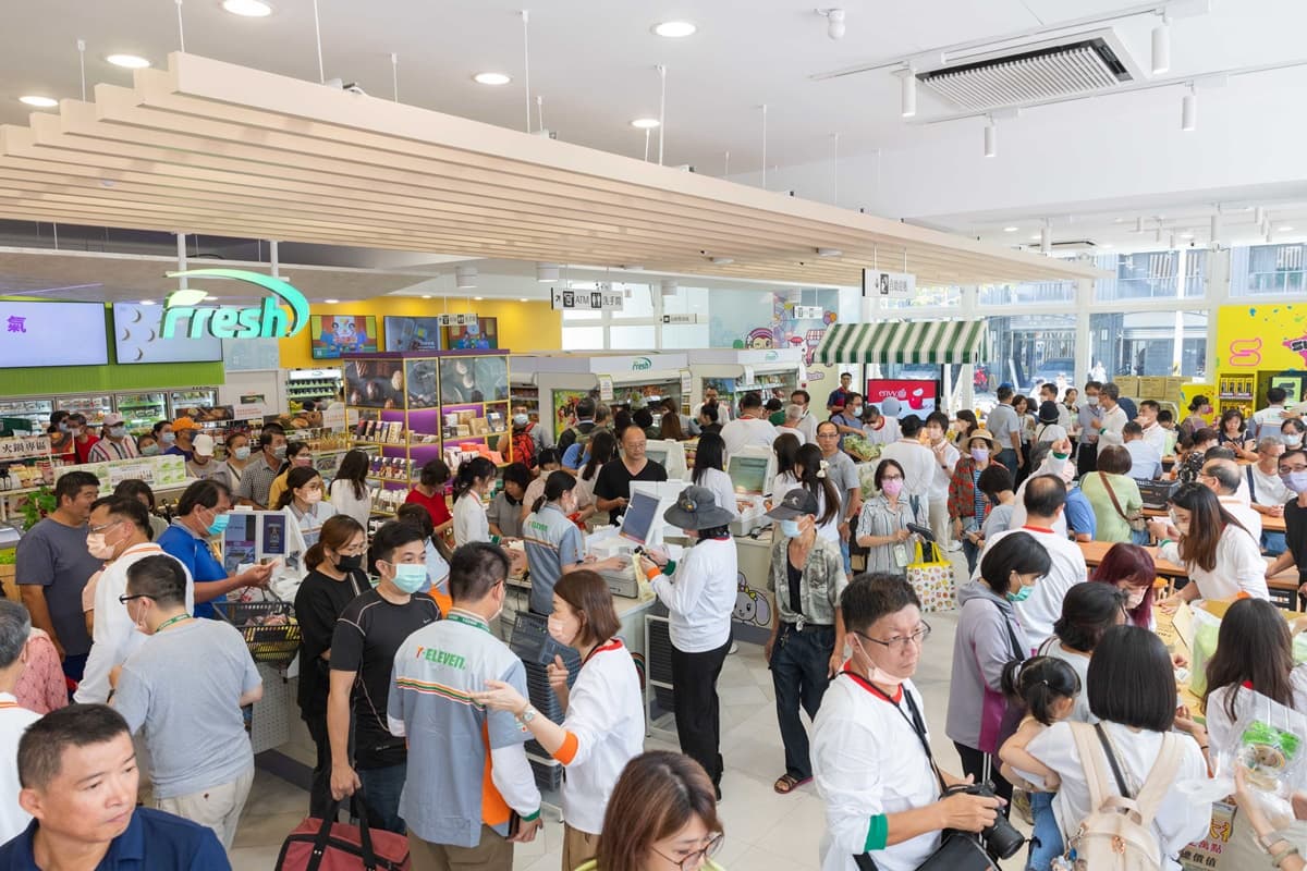 7-11咖啡買11送11!高雄最大間小七開幕,Fresh現做餐飲、茶BAR通通有(中獎公布) 7-11咖啡買11送11!高雄最大間小七開幕,Fresh現做餐飲、茶BAR通通有(中獎公布)