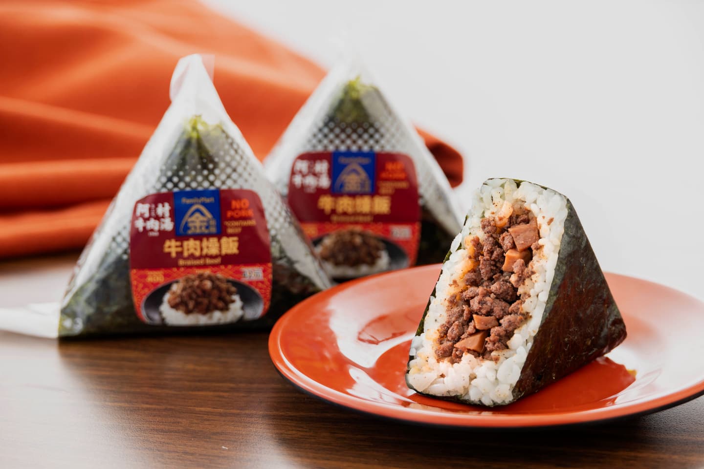 米其林認證「南」忘好滋味!主廚打造四大經典「台南美食」,到全家享受道地辦桌菜 米其林認證「南」忘好滋味!主廚打造四大經典「台南美食」,到全家享受道地辦桌菜