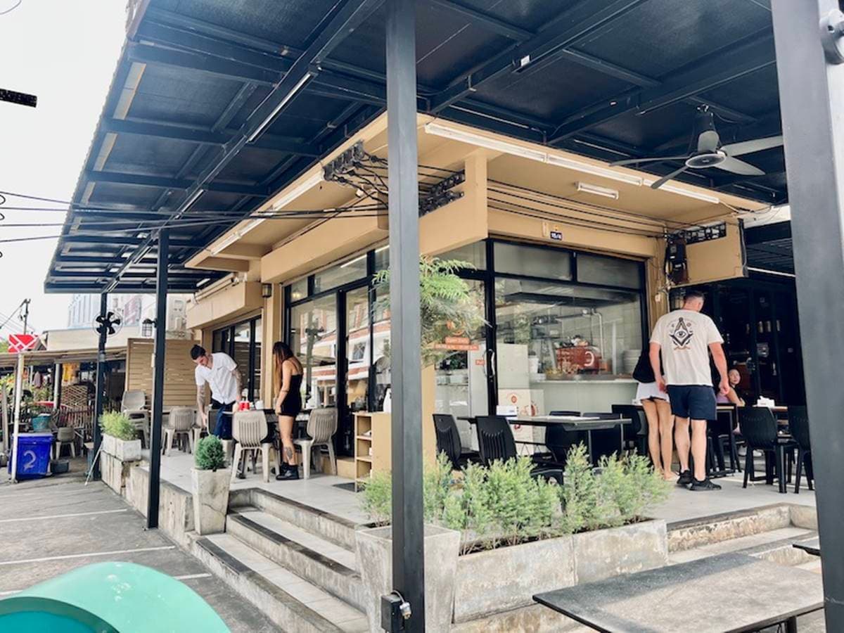 早上營業到凌晨!超狂「香蕉煎餅專賣店」鹹甜都有,還免費附煉乳、茶飲 早上營業到凌晨!超狂「香蕉煎餅專賣店」鹹甜都有,還免費附煉乳、茶飲