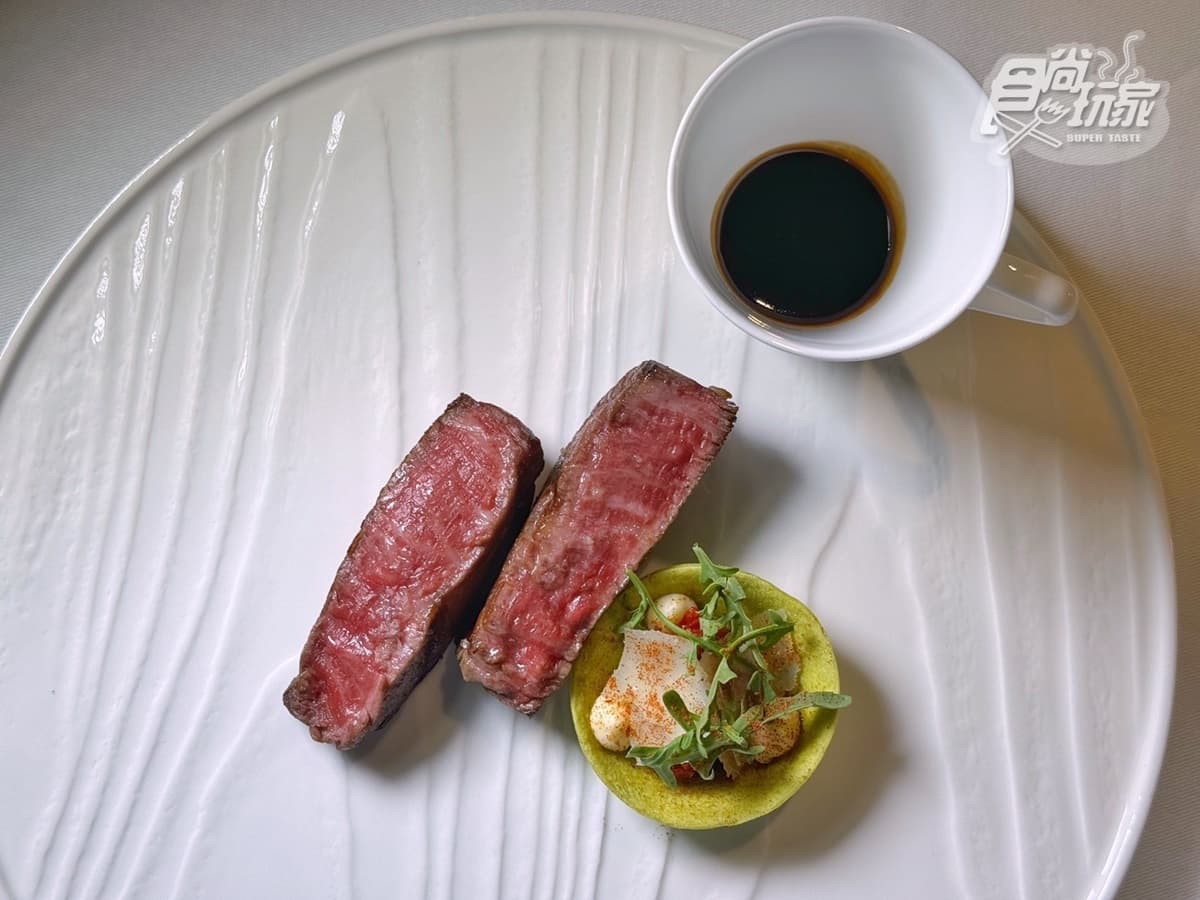 免3千元吃「全球50大義菜」!泰國名廚直飛來台,38樓高空賞景品和牛 免3千元吃「全球50大義菜」!泰國名廚直飛來台,38樓高空賞景品和牛