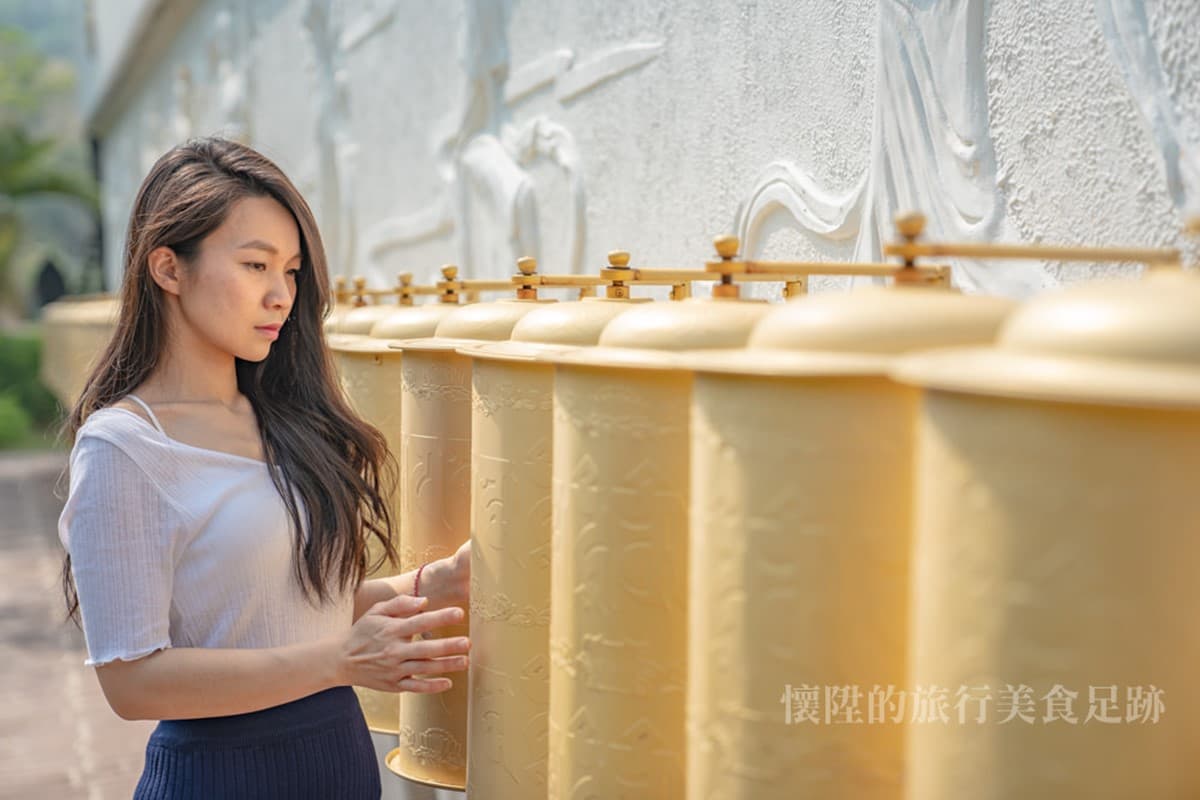 免出國拍爆美照!台版「小西藏」藏在這,全台最大藏傳佛寺、必拍18公尺大佛 免出國拍爆美照!台版「小西藏」藏在這,全台最大藏傳佛寺、必拍18公尺大佛