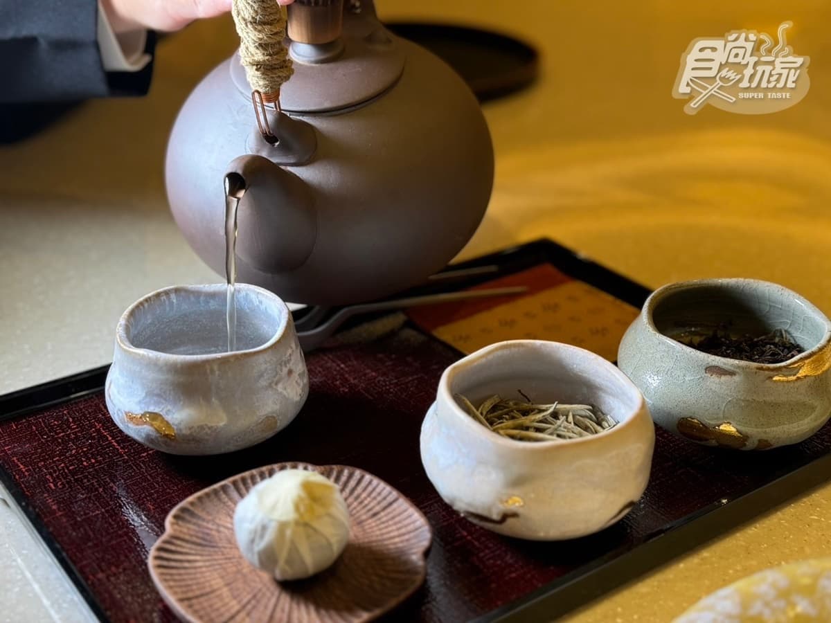 【新開店】蟹黃麵加白松露!すし謙開幕推「萬元大閘蟹宴」,牡丹蝦壽司會發光 【新開店】蟹黃麵加白松露!すし謙開幕推「萬元大閘蟹宴」,牡丹蝦壽司會發光