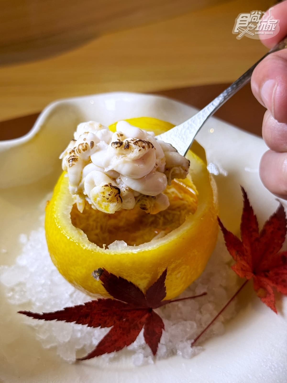 【新開店】蟹黃麵加白松露!すし謙開幕推「萬元大閘蟹宴」,牡丹蝦壽司會發光 【新開店】蟹黃麵加白松露!すし謙開幕推「萬元大閘蟹宴」,牡丹蝦壽司會發光