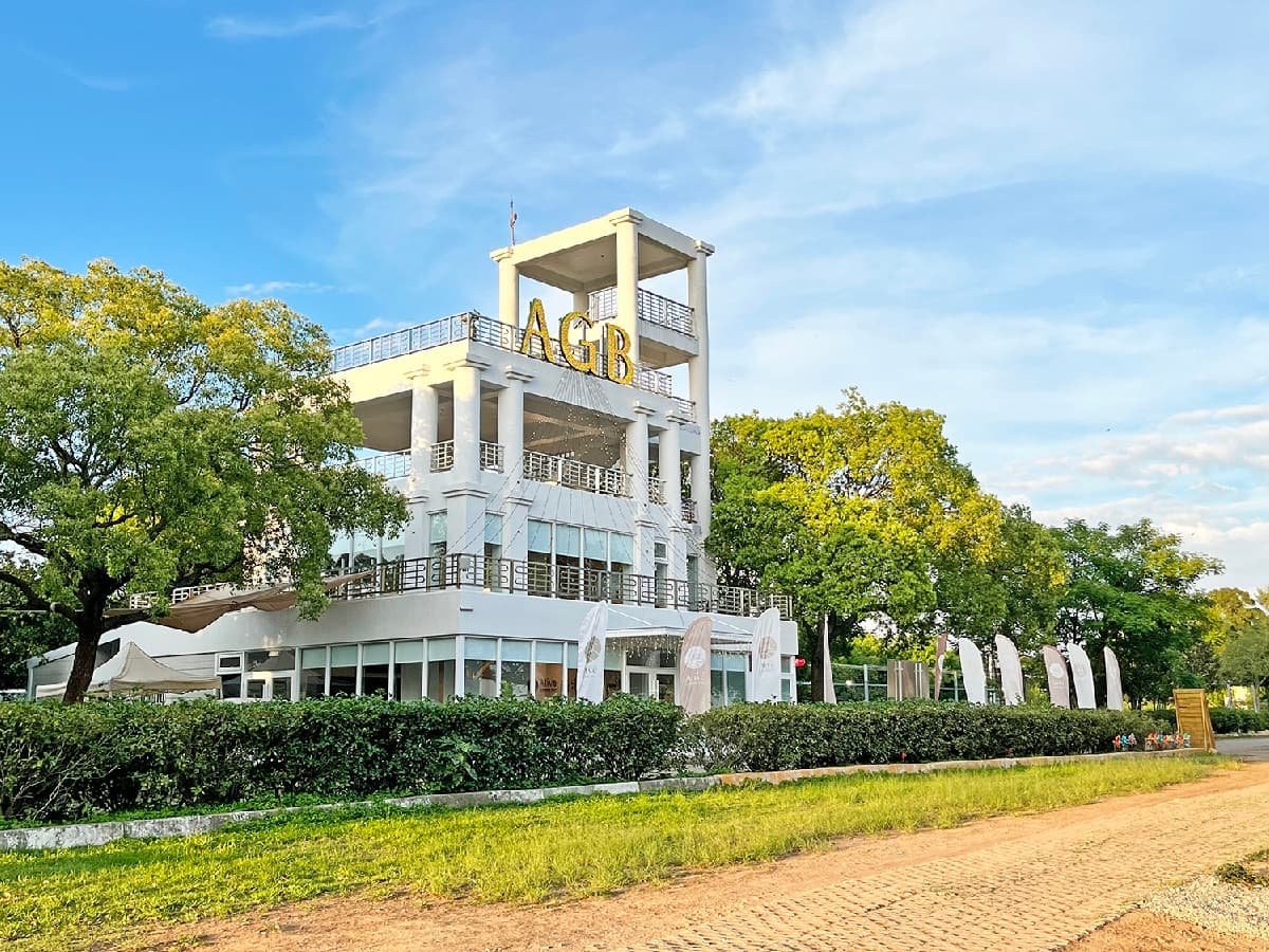 4000有找!台中超狂15公頃奢華露營「限時優惠」,360度美景「買2大送2小」 4000有找!台中超狂15公頃奢華露營「限時優惠」,360度美景「買2大送2小」