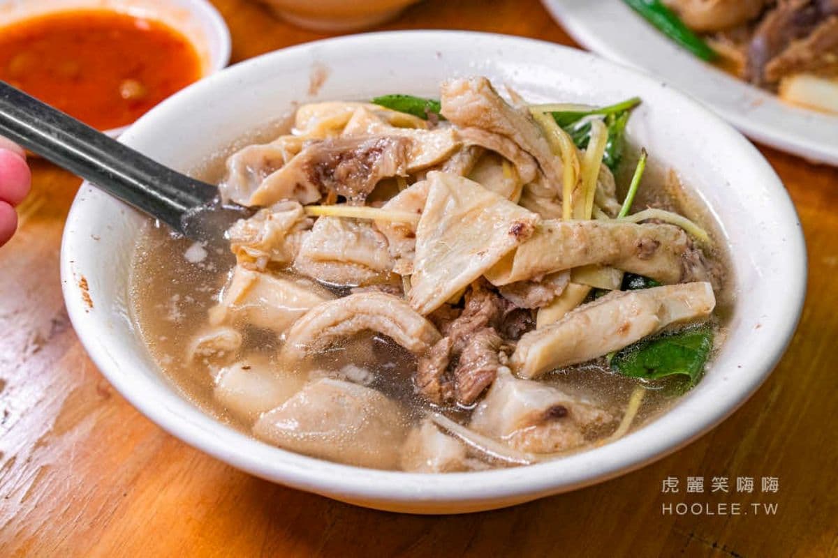 免費續湯喝到飽!高雄老店「滿料牛雜湯」只要80元,牛肉熱炒百元出頭超親民 免費續湯喝到飽!高雄老店「滿料牛雜湯」只要80元,牛肉熱炒百元出頭超親民