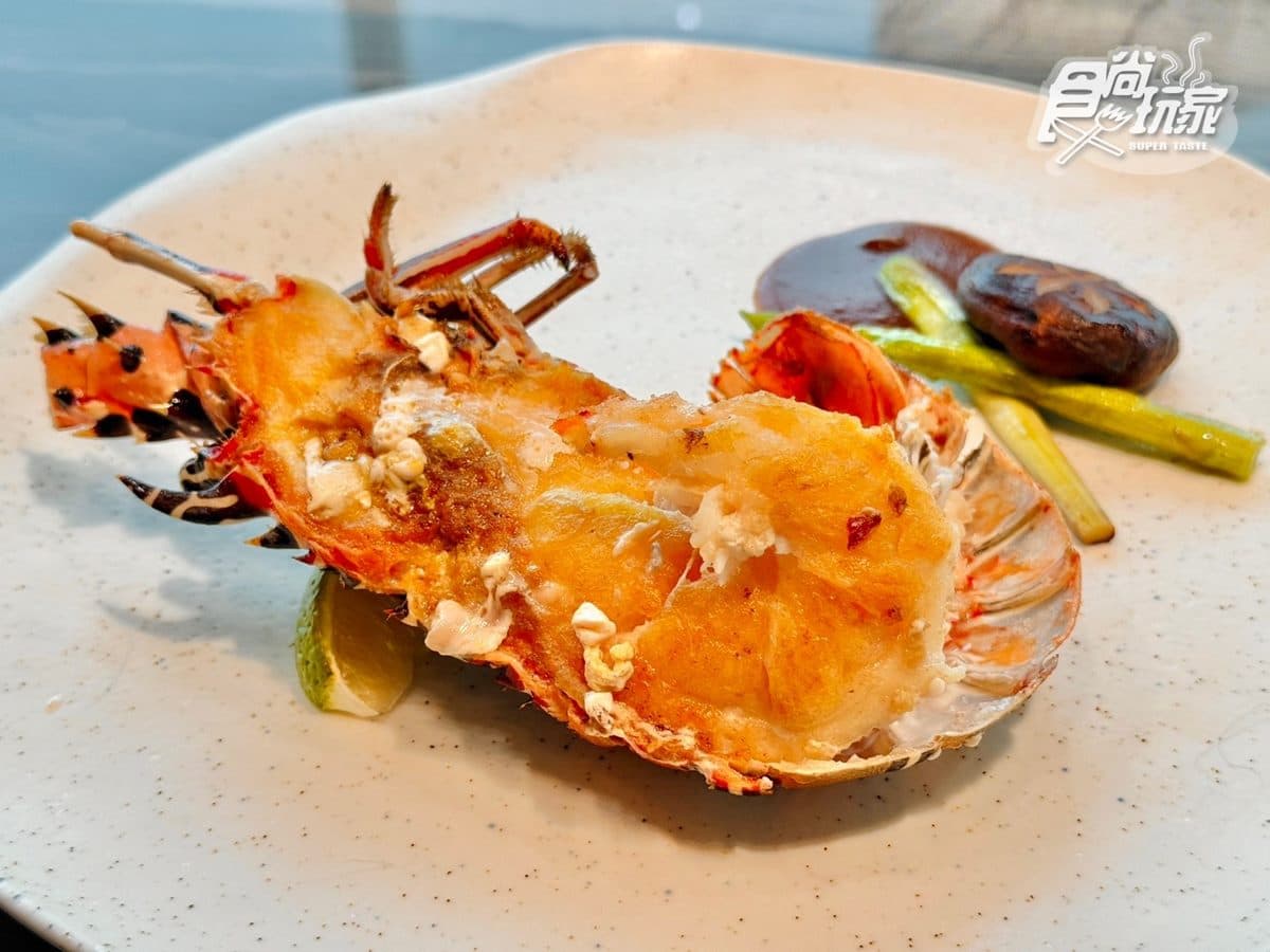 饗賓鐵板燒降1000元!全新菜單再升級,龍蝦、鮑魚、和牛14道一次吃 饗賓鐵板燒降1000元!全新菜單再升級,龍蝦、鮑魚、和牛14道一次吃