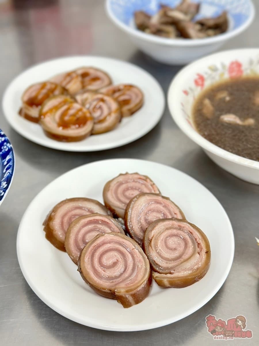 市場起家老字號!老饕最愛「羊皮卷」香Q軟嫩,假日獨賣、限量晚來吃不到 市場起家老字號!老饕最愛「羊皮卷」香Q軟嫩,假日獨賣、限量晚來吃不到