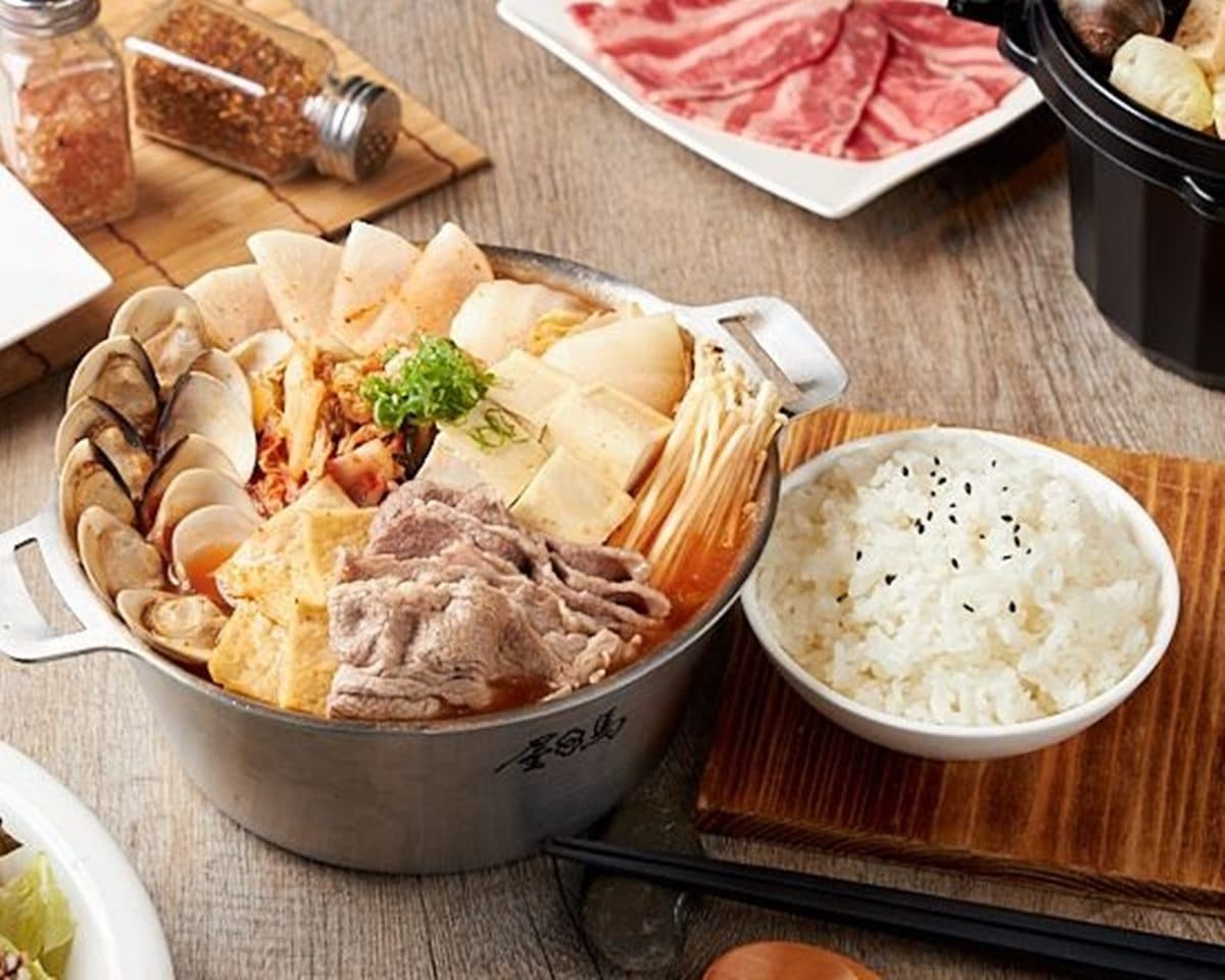 屋馬、老井買一送一!穿中華隊球衣爽嗑好料,韓式牛肉鍋+15款壽司買一送一 屋馬、老井買一送一!穿中華隊球衣爽嗑好料,韓式牛肉鍋+15款壽司買一送一