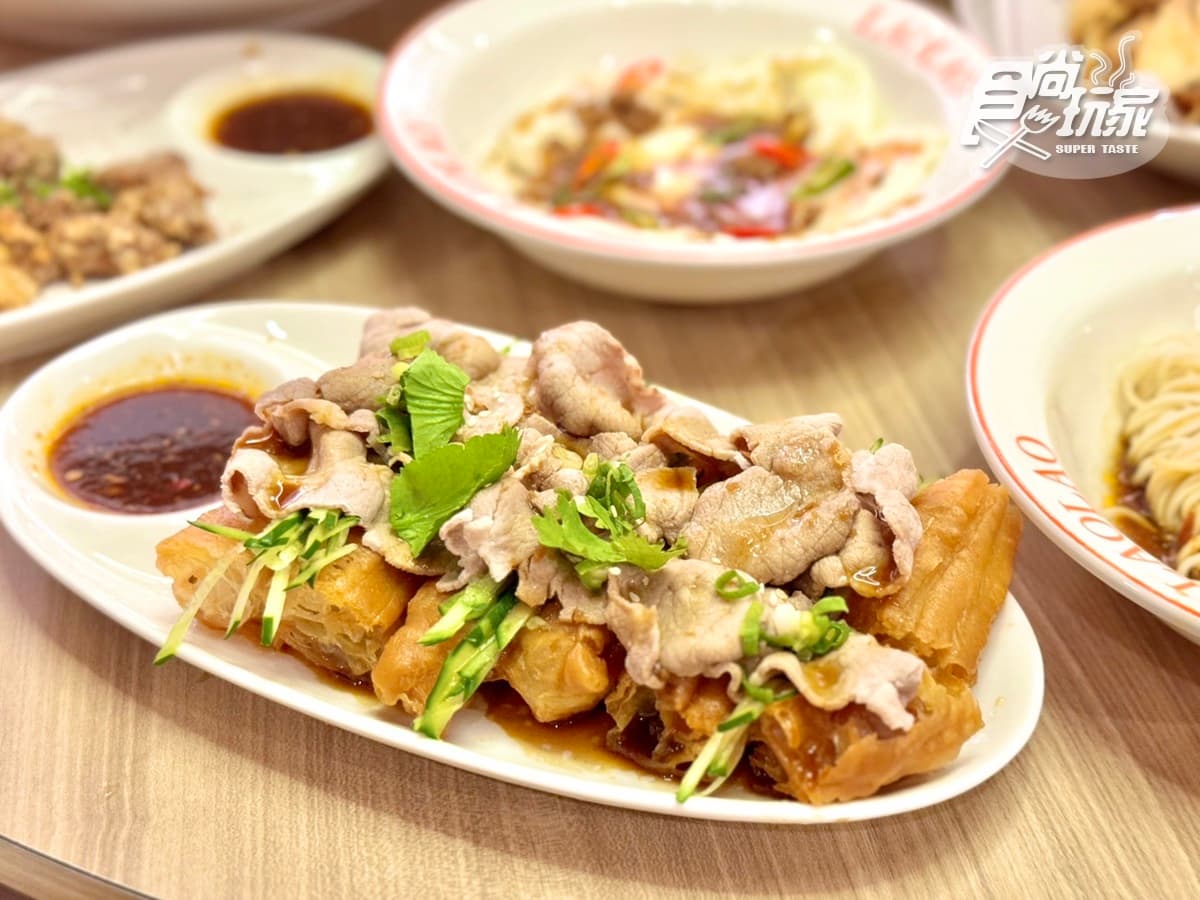 「比臉盆大酸菜魚」插旗台中!首創酒吧+7款必嗑搶先看,加映215元起吃到飽 「比臉盆大酸菜魚」插旗台中!首創酒吧+7款必嗑搶先看,加映215元起吃到飽