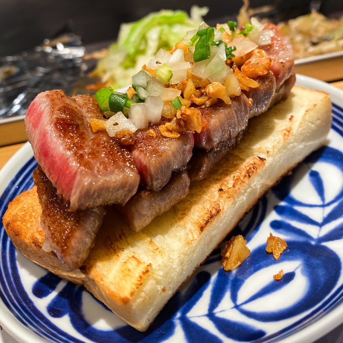 288元爽嗑A5和牛!高CP值鐵板燒插旗台中,白飯、湯品、北海道霜淇淋吃到飽 288元爽嗑A5和牛!高CP值鐵板燒插旗台中,白飯、湯品、北海道霜淇淋吃到飽