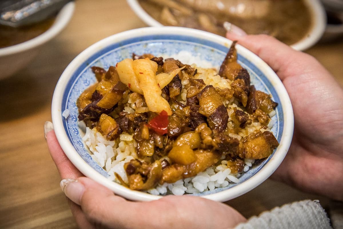 台北最強滷肉飯12家!黃仁勳、陳珮騏愛店,60年老字號、CNN推薦通通有 台北最強滷肉飯12家!黃仁勳、陳珮騏愛店,60年老字號、CNN推薦通通有